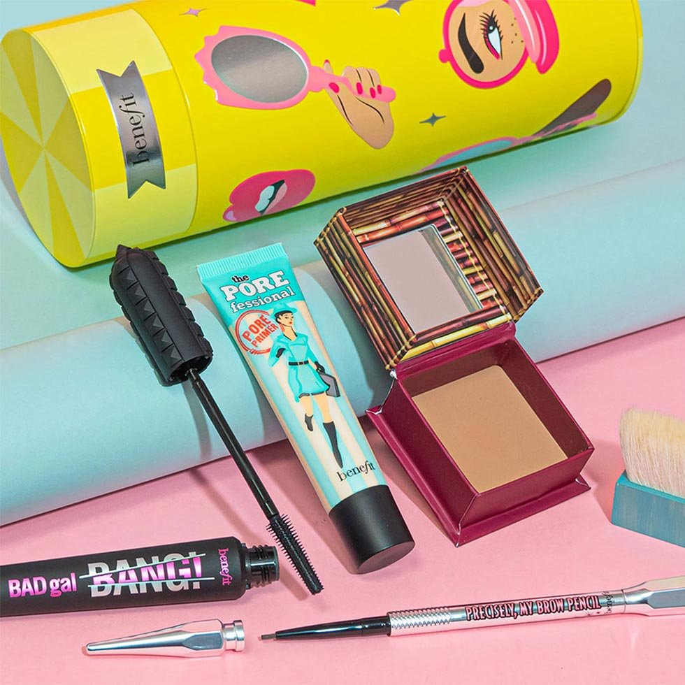 Benefit Cosmetics Shake Your Beauty Holiday 2020 Advent Calendar