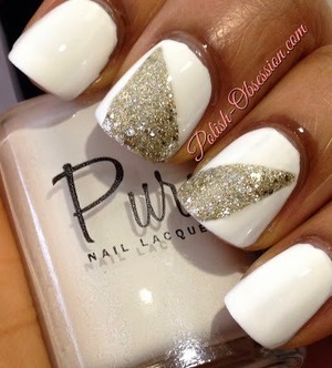 http://www.polish-obsession.com/2014/01/busy-girl-nails-winter-nail-art.html