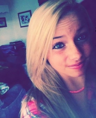 Lizzy B.