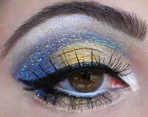 Lit Cosmetics glitter in Boogie Nights.
Eyeshadows: Madd Style Cosmetics in Foux du Fafa & Thunder Snow, Sugarpill Cosmetics in Goldilux. NYX black liquid liner and jumbo pencil in Sparkle Nude.
www.facebook.com/mostbabealicious