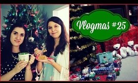 IT'S CHRISTMAS!! (Vlogmas #25)