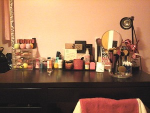 My makeup collection !!