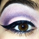 purple eyeshadow 