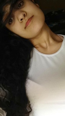 Nur R.