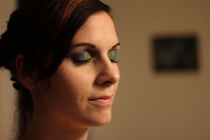 Shimmery Gradient (yellow - green - blue - purple)