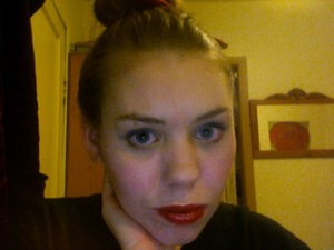 I was experimenting with refinery 29 December looks.
http://www.refinery29.com/month-of-holiday-beauty