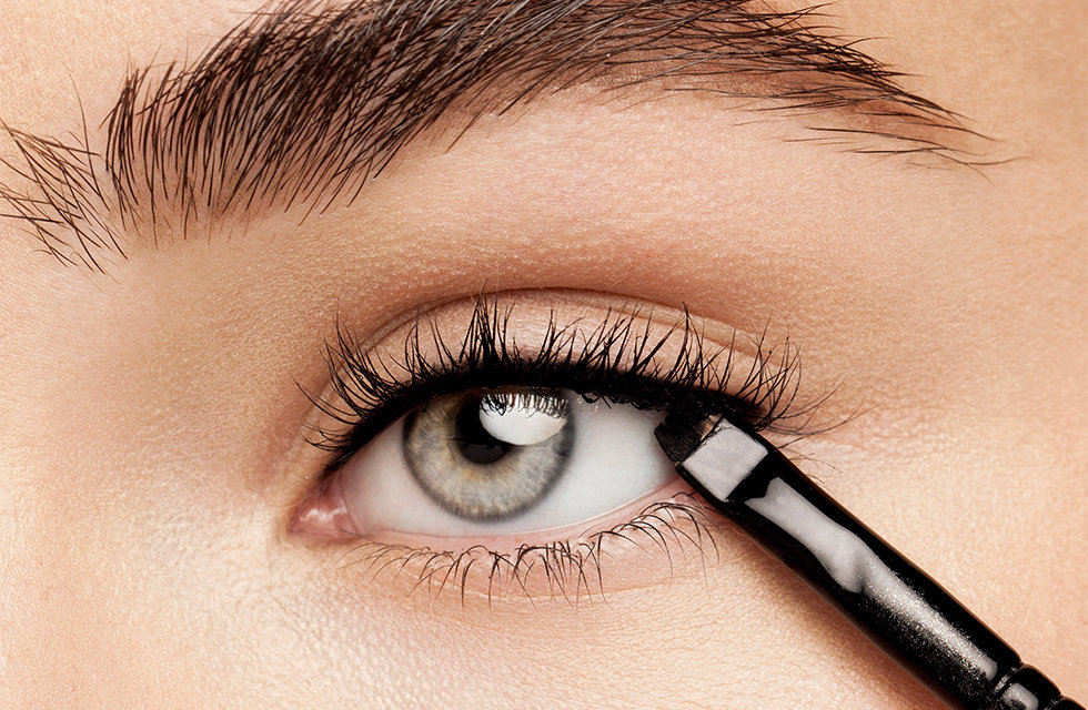 Basics: to Do Winged Eyeliner | Beautylish