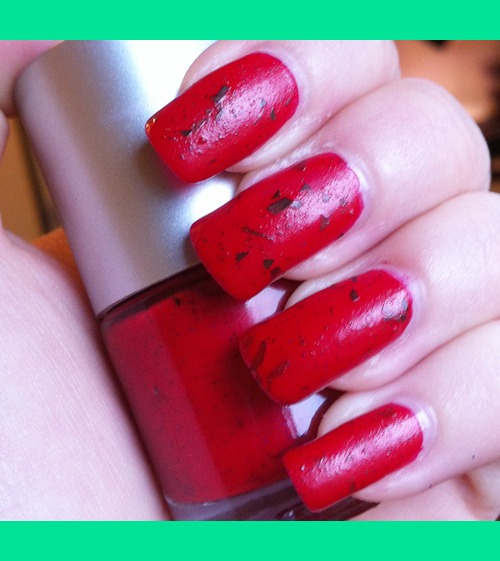 Matte Red Printed with Glitter Accent : Best Press on Nails in India – The  NailzStation