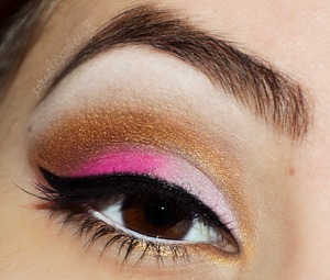 Wearable V-Day Makeup http://www.xoxoalexisleigh.com/2013/02/twin-post-wearable-valentines-day-makeup.html