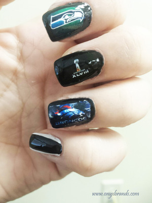 Who are you rooting for? Get this look with our Nail Graffiti Transfer Kits! Available at Walmart!!! 