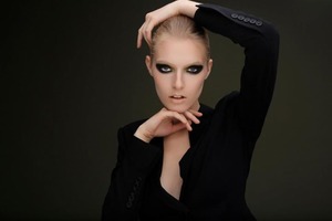 Makeup: Sheldon Bruck ~ Professional Make-Up Artist
Hair: Katie Lyman
Photographer: Peter Lueders