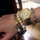Wrist jewelry