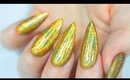 HOW TO: GOLD GALAXY HOLO NAILS | www.beautybigbang.com