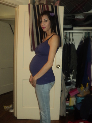 7 months pregnant with a baby girl