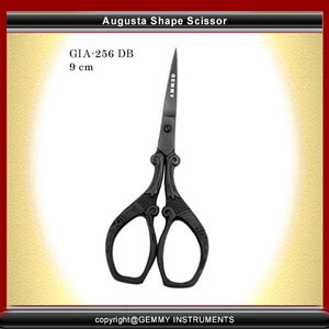 Unique style craft scissors with slightly squared off handles and unique engraved design. Gold plated made of stainless steel. Scissors measure about 3 1/2″ long and blade makes a 1″ cut mark.