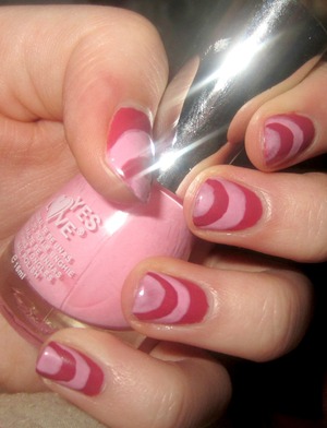 Candy inspired nails. Doesn't actually remind you of Charlie and the chocolate factory candies? 