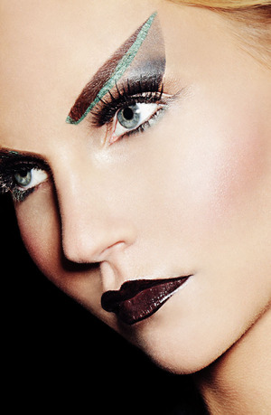 © Nicovision
Model: Lindsay
Hair & Makeup: Ashley Elizabeth