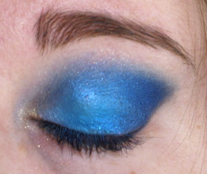 Blueberries look with GOSH and Sugarpill Afterparty.