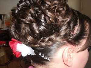 curly prom updo