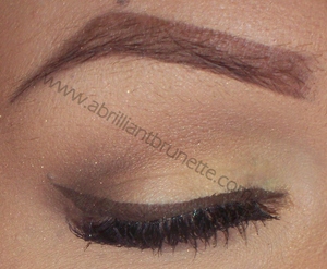 http://www.abrilliantbrunette.com/2012/03/neutral-eyes-power-brows-bold-lips-too.html